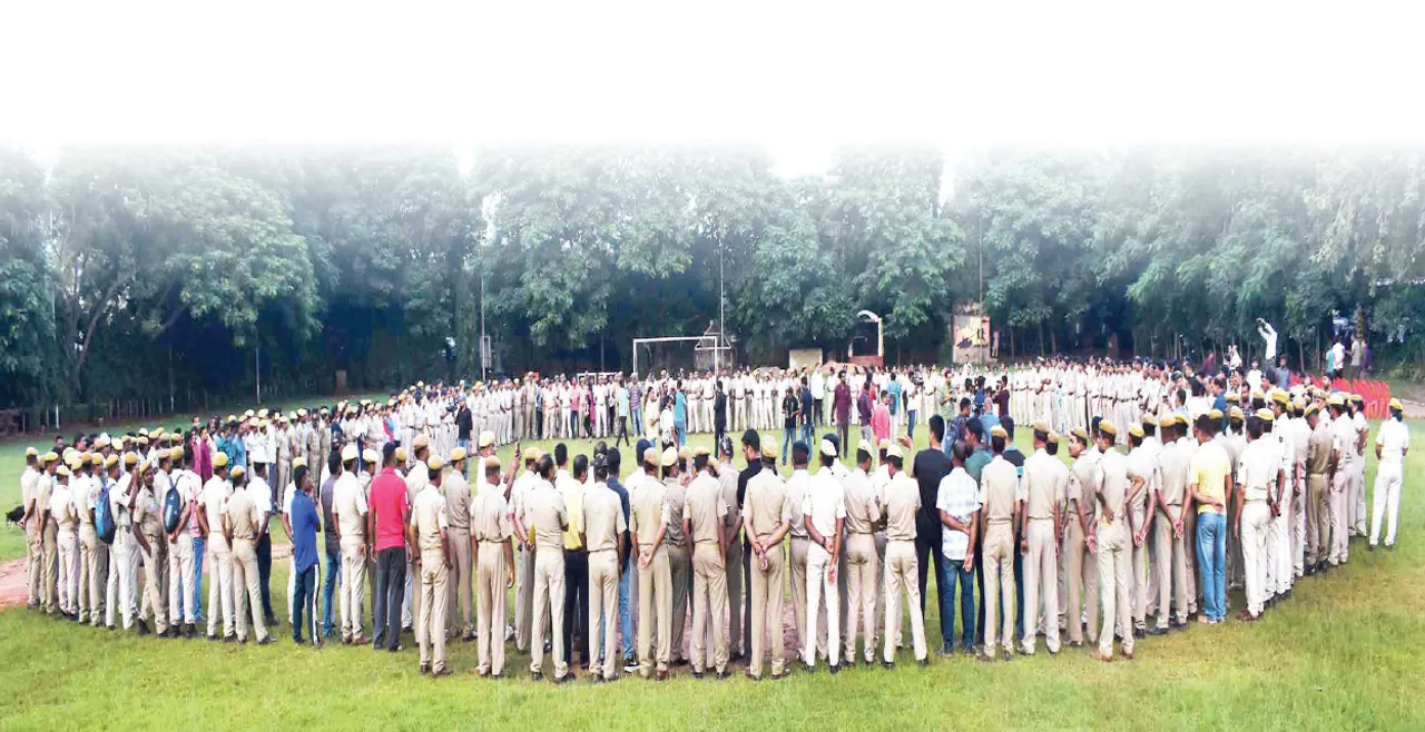  ଭରତପୁର ପ୍ରସଙ୍ଗ: ଏକାଠି ହେଲା ପୁଲିସ