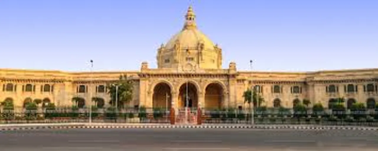  ଉତ୍ତରପ୍ରଦେଶ ବିଧାନସଭା ଆଗରେ ଆତ୍ମଦାହ ଉଦ୍ୟମ