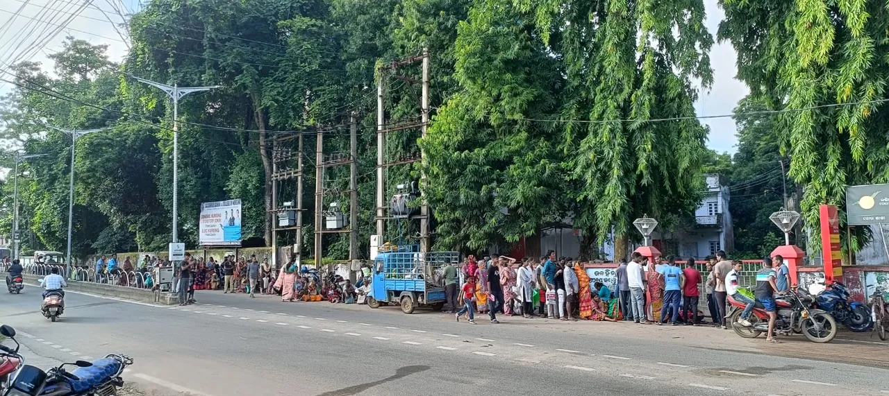  ଆଧାର କାର୍ଡ ସଂଶୋଧନ ଲାଗି ଦଳାଚକଟାରେ ୫ ମହିଳା ଓ ଶିଶୁ ଗୁରୁତର