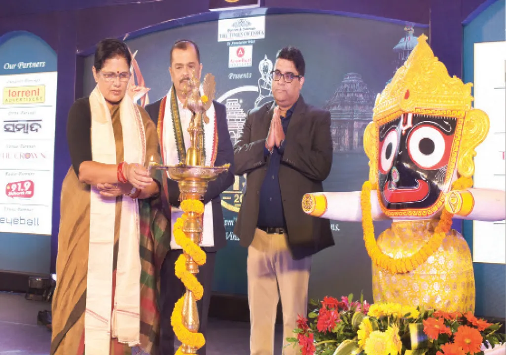  ଅନ୍ୟକୁ ଦେଖି ଗାଡ଼ି ଚଳାଇବା ଶିଖିଲି: ପ୍ରଭାତୀ