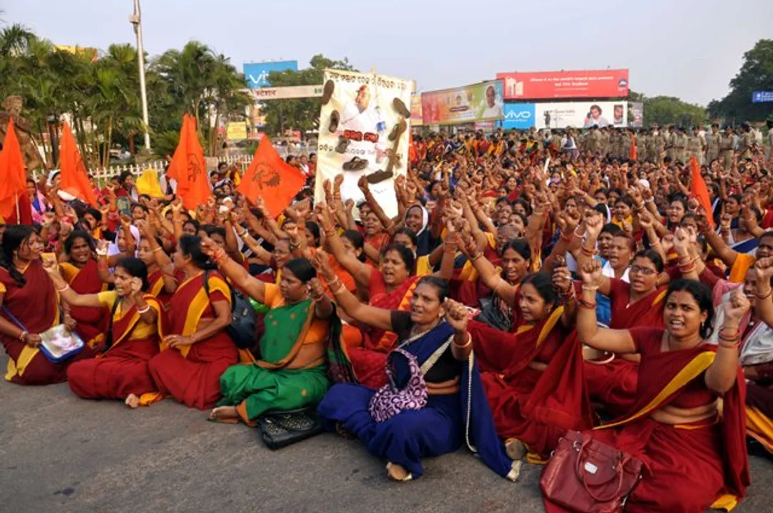  ମନ୍ତ୍ରୀ ଦାମଙ୍କ କୁଶପୁତ୍ତଳିକା ପୋଡ଼ିଲେ