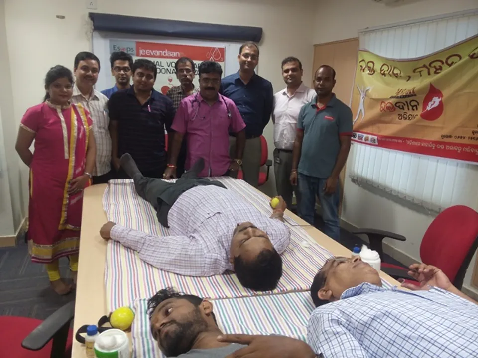  ମହିନ୍ଦ୍ରା ଫାଇନାନ୍‌ସ ପକ୍ଷରୁ ରକ୍ତଦାନ ଶିବିର