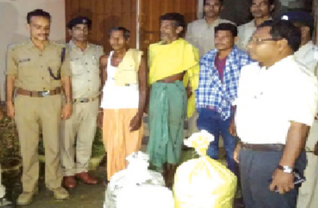  ୪୬ କେଜି ଗଂଜେଇ ସହ ୪ ଗିରଫ