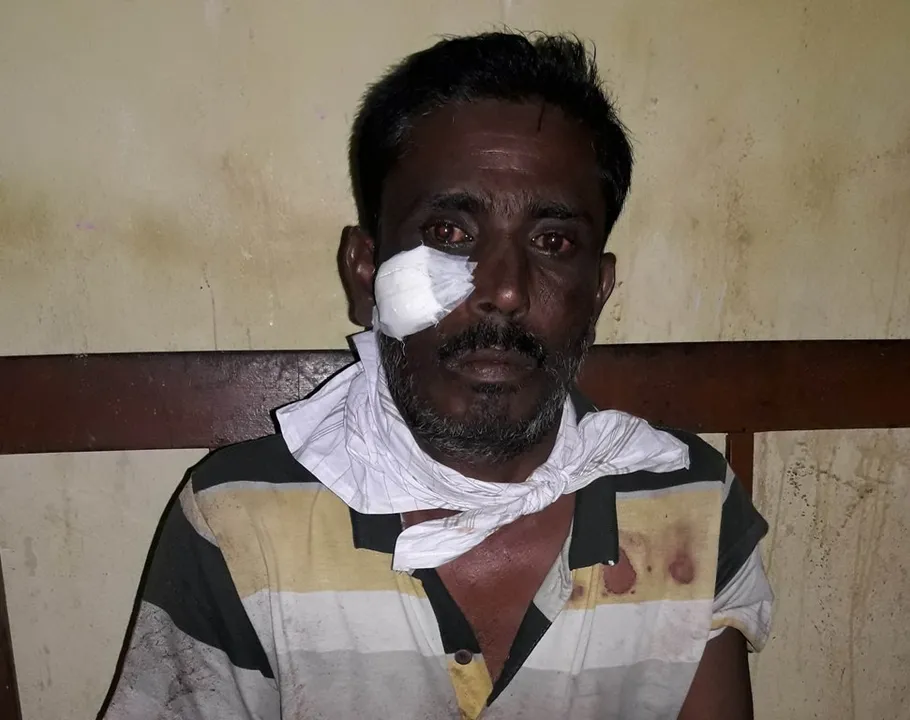  ବନ୍ଧୁକ ଦେଖାଇ କାର୍‌ ଲୁଟ୍‌