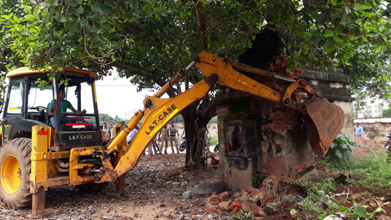  ସହରାଞ୍ଚଳ ସ୍ୱାସ୍ଥ୍ୟକେନ୍ଦ୍ର ପାଇଁ ଝାରପଡ଼ାରେ ଜବରଦଖଲ ଉଚ୍ଛେଦ