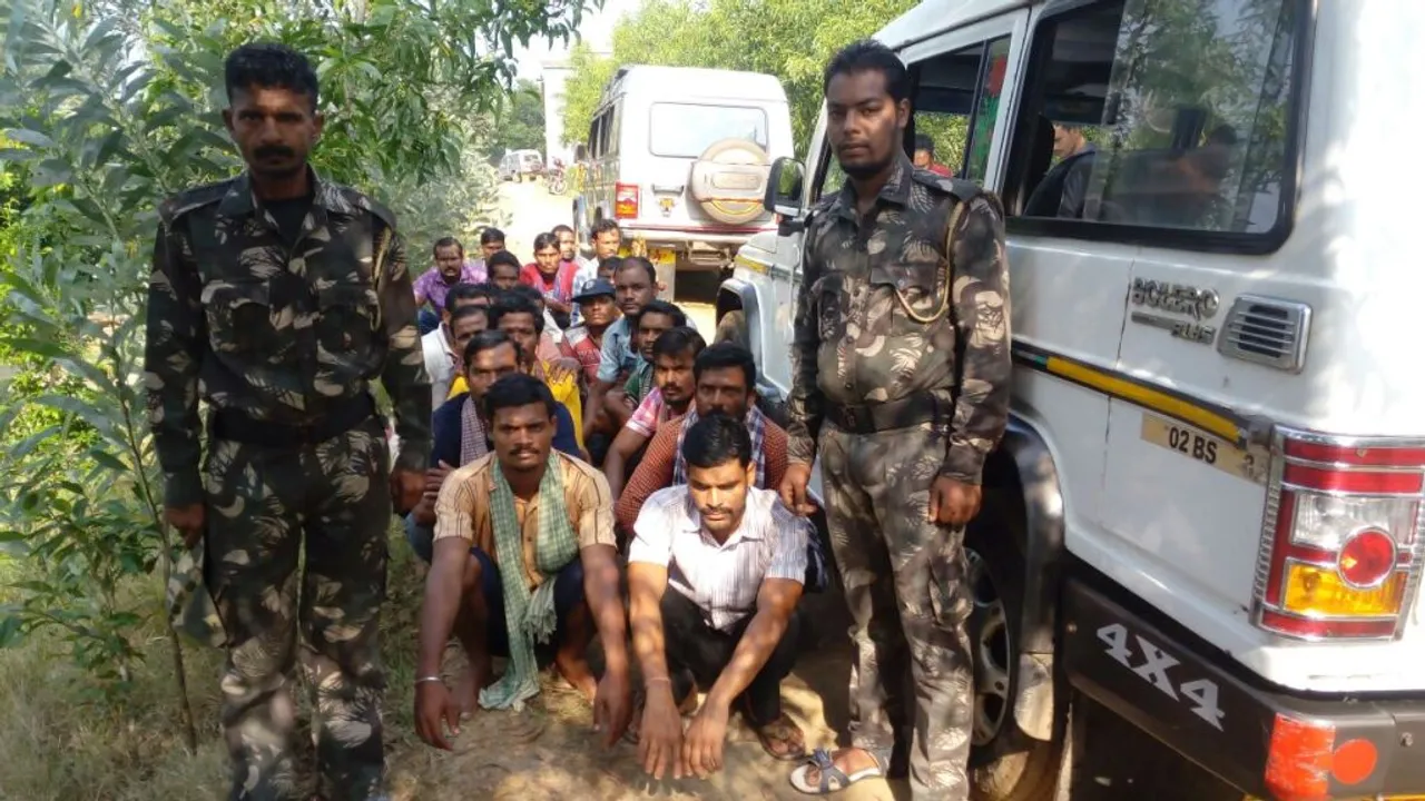  ଗହୀରମଥାରୁ ୪ ଟ୍ରଲର୍‌ ଜବତ : ୨୨ ମତ୍ସ୍ୟଜୀବୀ ଗିରଫ