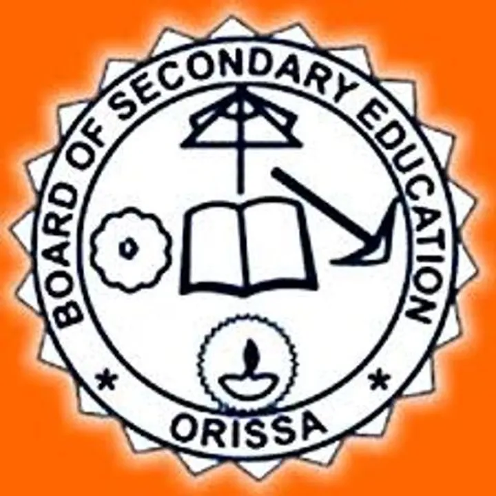  ହ୍ଵାଟ୍‌ସଆପ୍‌ ଦେଖି ପଢ଼ାଉଛନ୍ତି ଶିକ୍ଷକ