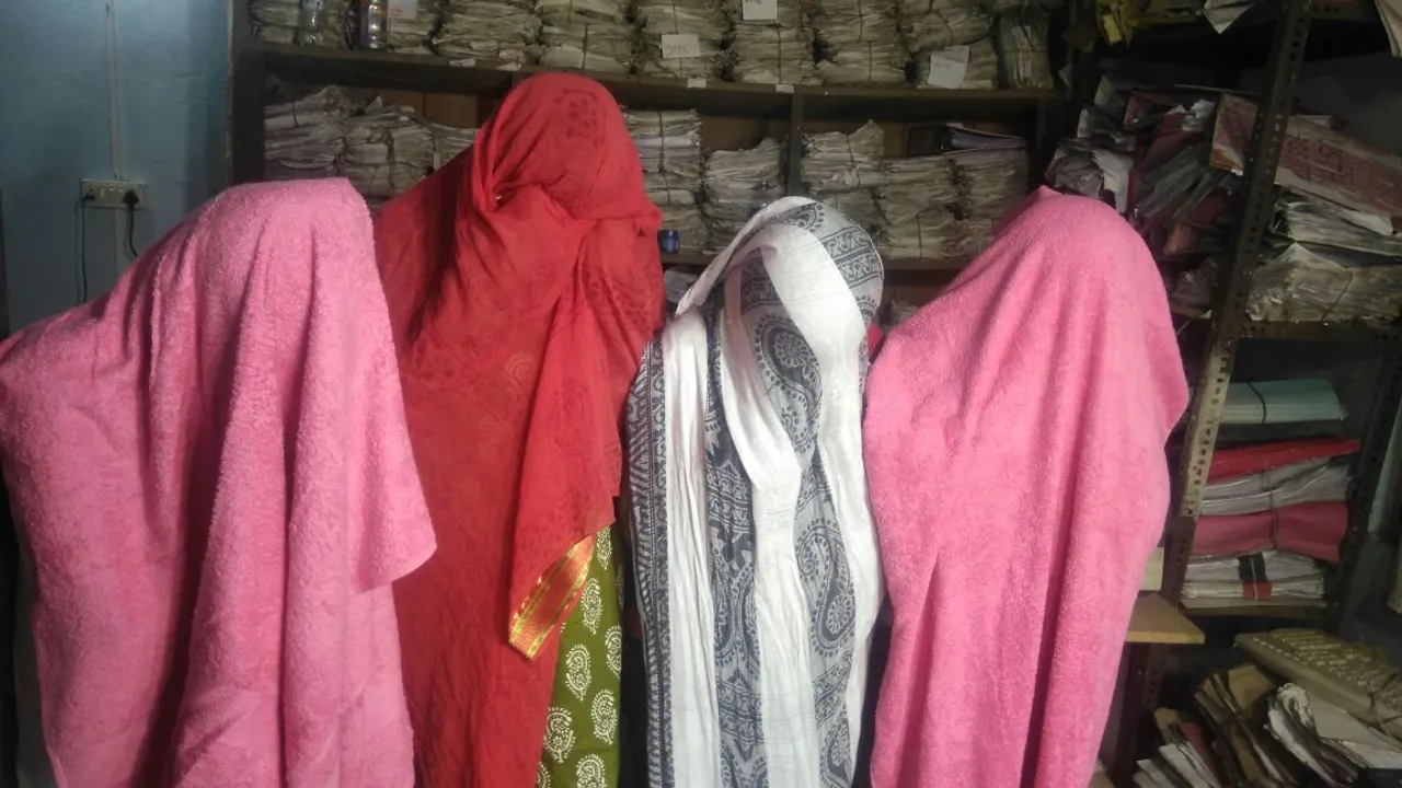  ରାଜଧାନୀରେ ସେକ୍ସ ର‍୍ୟାକେଟ ଠାବ: ୪ଯୁବତୀ ଉଦ୍ଧାର, ୪ ଯୁବକ ଅଟକ