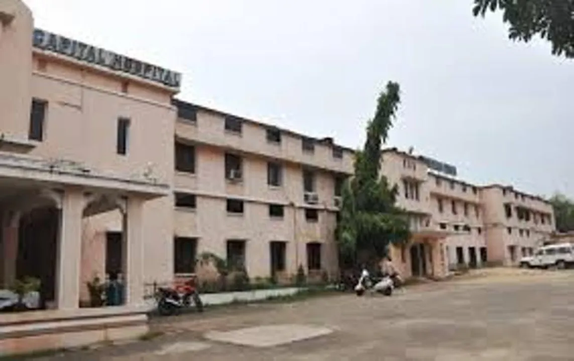  ବିମୁଦ୍ରାକରଣକୁ ବର୍ଷେ ପୂରିବ : ଆଜି ପର୍ଯ୍ୟନ୍ତ ଲାଗି ପାରିଲାନି ପିଓଏସ୍‌ ମେସିନ୍‌