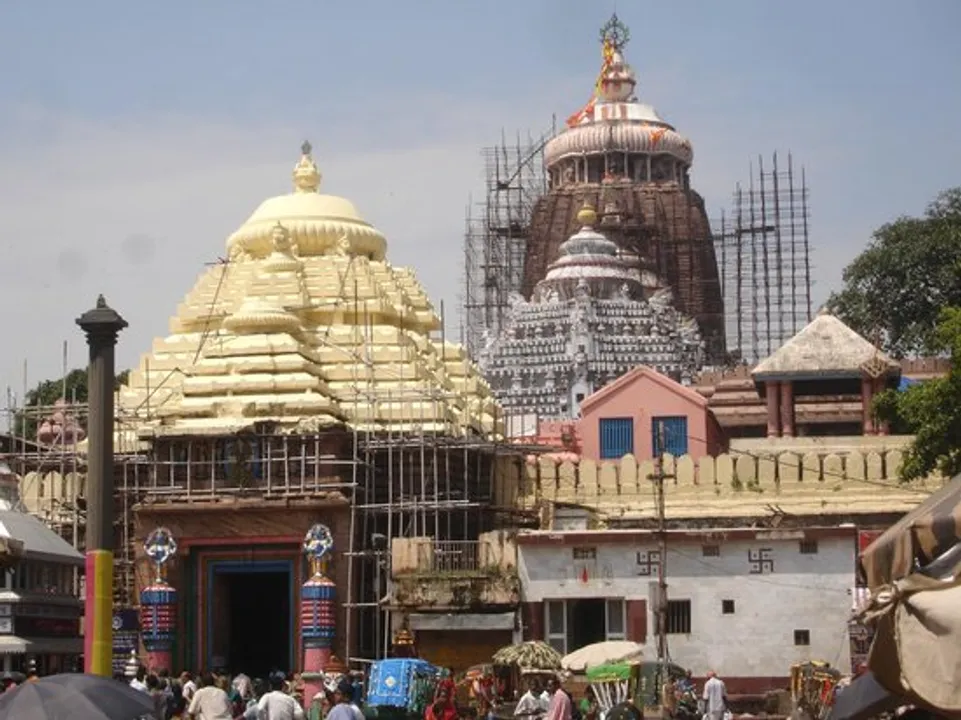  ବାଙ୍କଚୂଡ଼ ବେଶରେ ଭକ୍ତଙ୍କୁ ଦର୍ଶନ ଦେଲେ ଶ୍ରୀଜିଉ