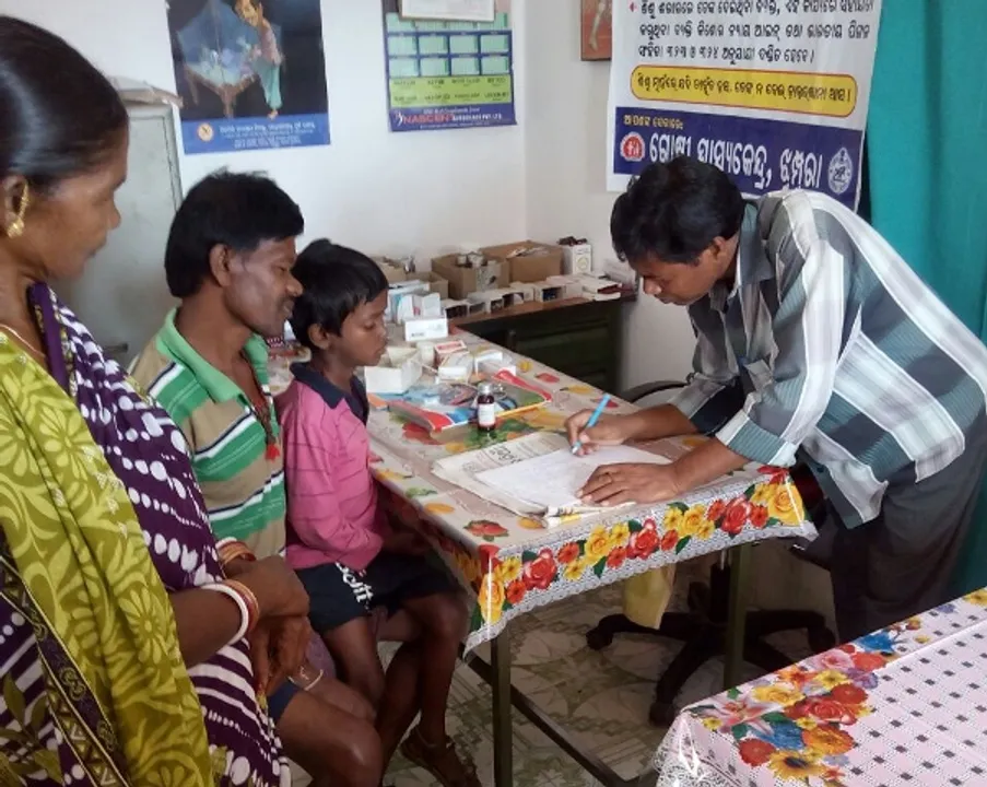 ସୁଇପର୍‌ ପାଲଟିଲେ ଡାକ୍ତର
