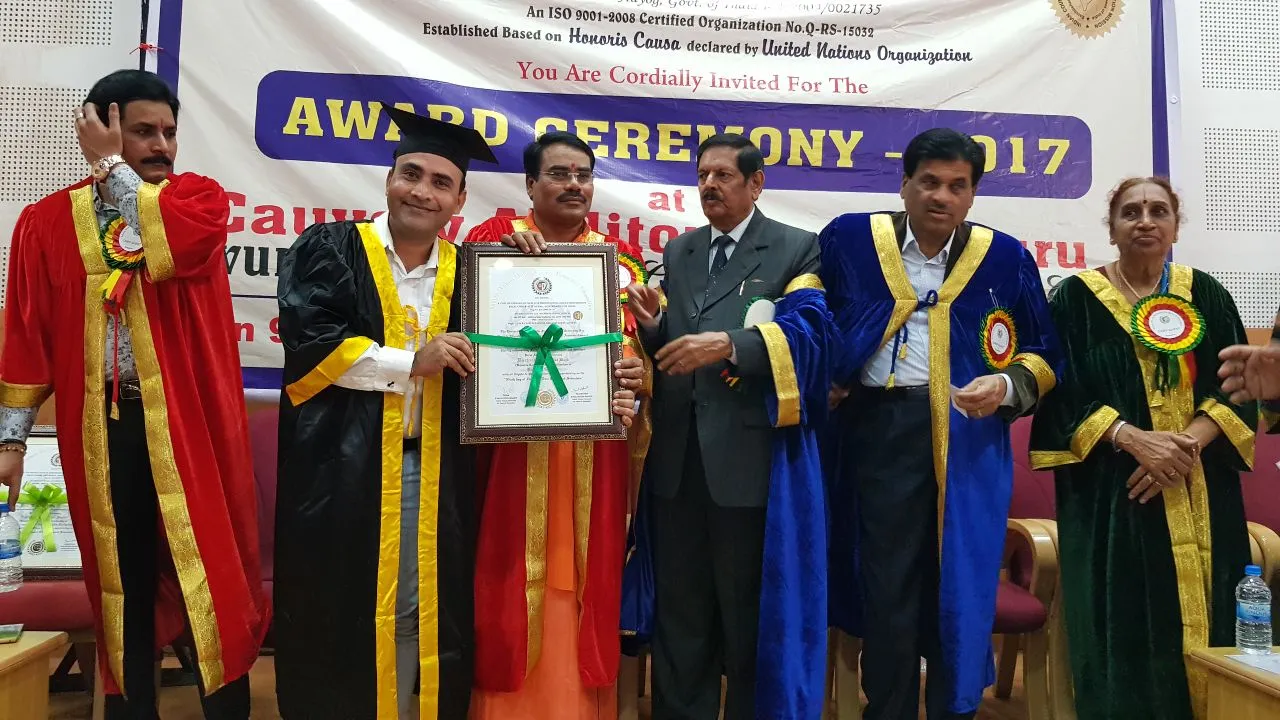  ଦେବୀତୋଷ ଆଚାର୍ଯ୍ୟଙ୍କୁ ଡକ୍ଟରେଟ୍‌