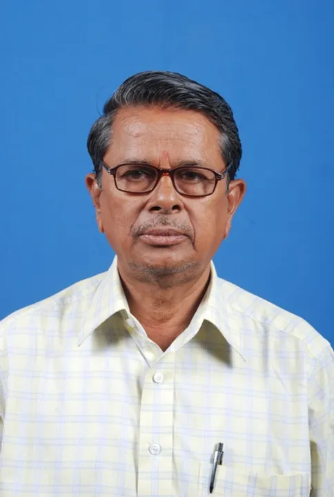  ଡ୍ରେସ୍‌ କୋଡ୍‌କୁ ନେଇ ବଦ୍ରି-ସ୍ନେହାଙ୍ଗିନୀ ମୁହାଁମୁହିଁ