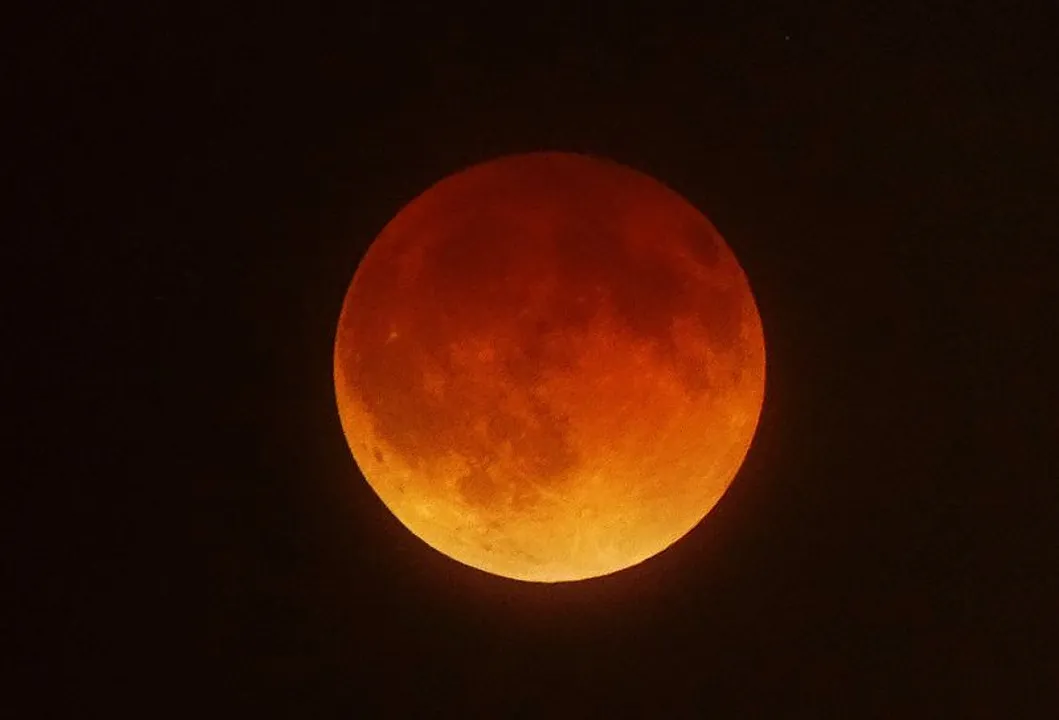  ଆଜି ନୀଳ-ଲାଲ୍‌ ସୁପର୍‌ ମୁନ୍‌