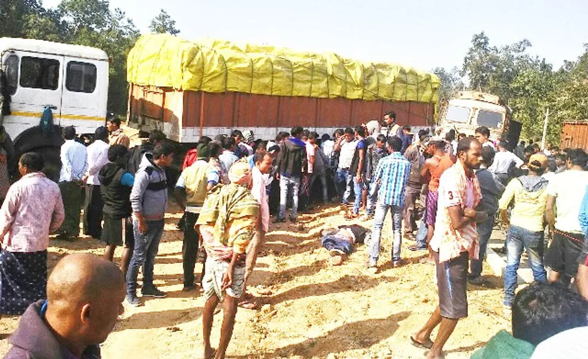  ଅଧୁରା ରହିଲା ତାରିଣୀ ଦର୍ଶନ : ଟ୍ରଲର ଚକା ତଳେ ଗଲା ତିନି ଜୀବନ