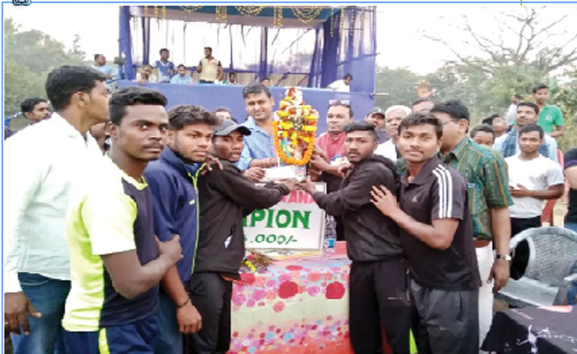  ଯୁଗଜ୍ୟୋତି କ୍ରିକେଟ୍‌: କ୍ରାଉନ୍‌କୁ ମୁକୁଟ