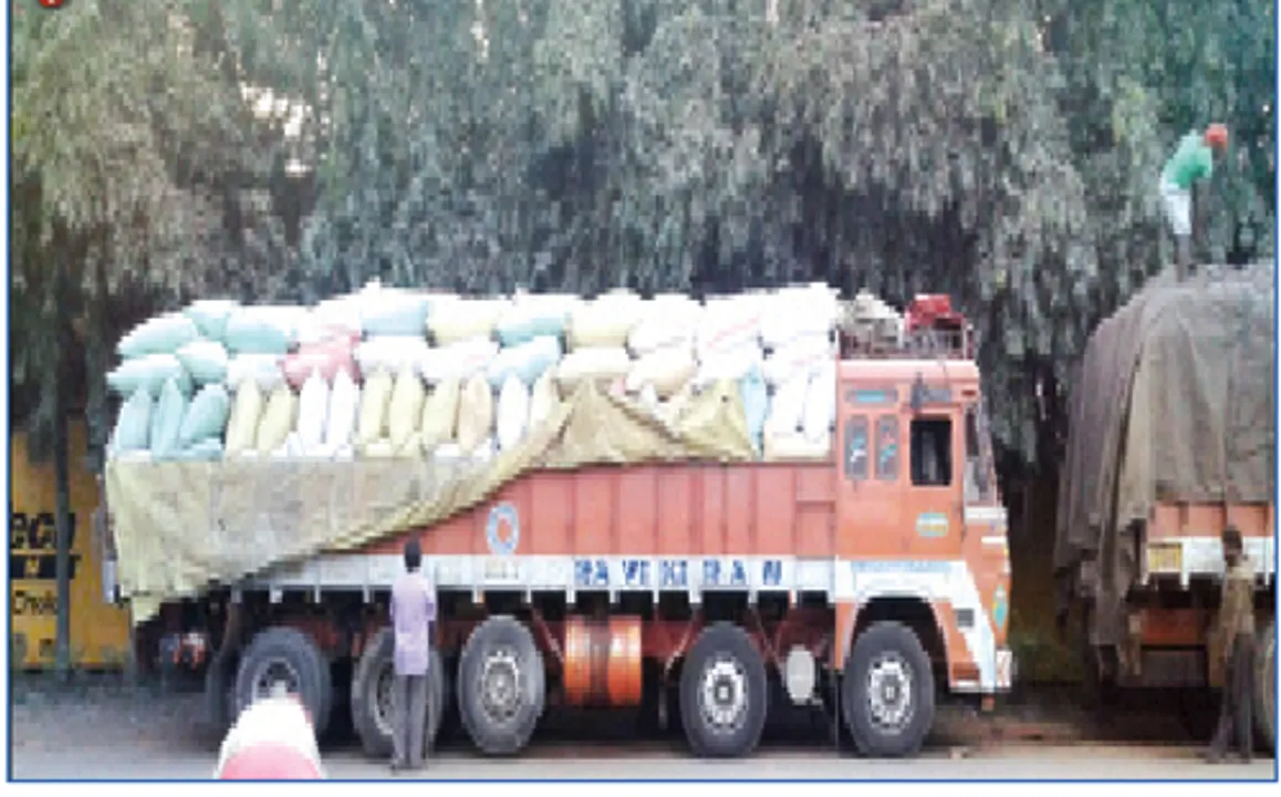  ଧାନ ବୋଝେଇ ଟ୍ରକ୍‌ ଜବତ