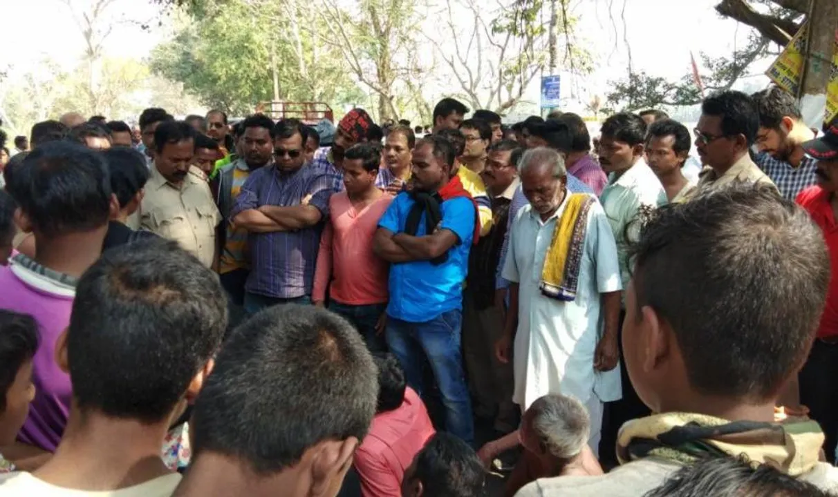  ନୃସିଂହ ମନ୍ଦିରରୁ ଚୋରି: ପୁଲିସର ନିଷ୍କ୍ରିୟତା ଯୋଗୁଁ ପୁରୀ- ସାତପଡ଼ା ରାସ୍ତା ଅବରୋଧ