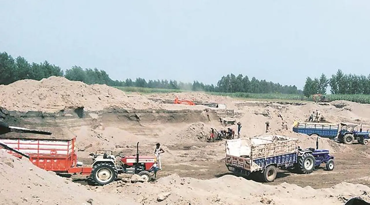  ବେନିୟମ ବାଲି ଉଠାଣକୁ ବିରୋଧ : ବଞ୍ଚୋ, ସିଙ୍ଗଡ଼ୋବ ଗ୍ରାମବାସୀଙ୍କ ଅନଶନ