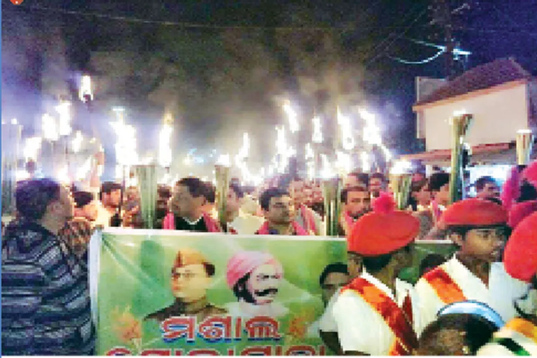  ବୁର୍ଲାରେ ସଂଜିତଙ୍କ ଶକ୍ତି ପ୍ରଦର୍ଶନ