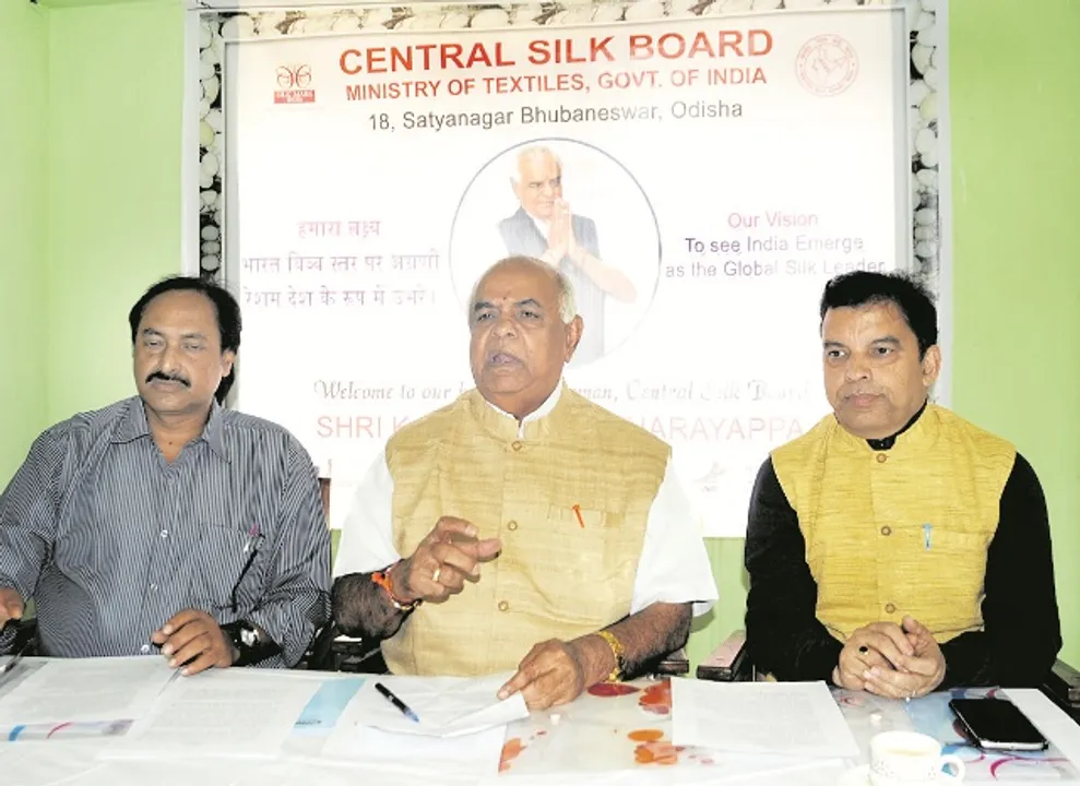  ଘଟଗାଁ, କାଶୀପୁରରେ ରେଶମ କ୍ଲଷ୍ଟର