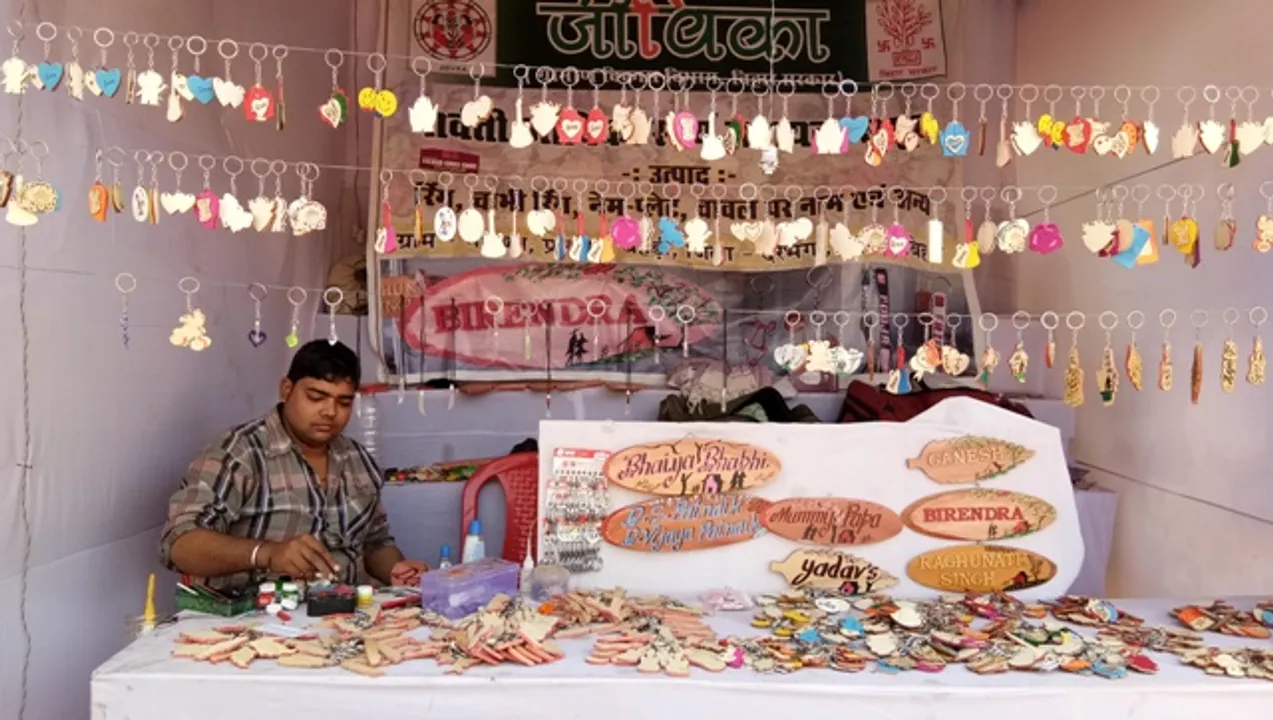  ଶିଶିର ସରସ : ଜମିଲା ରବିବାର ଭିଡ଼