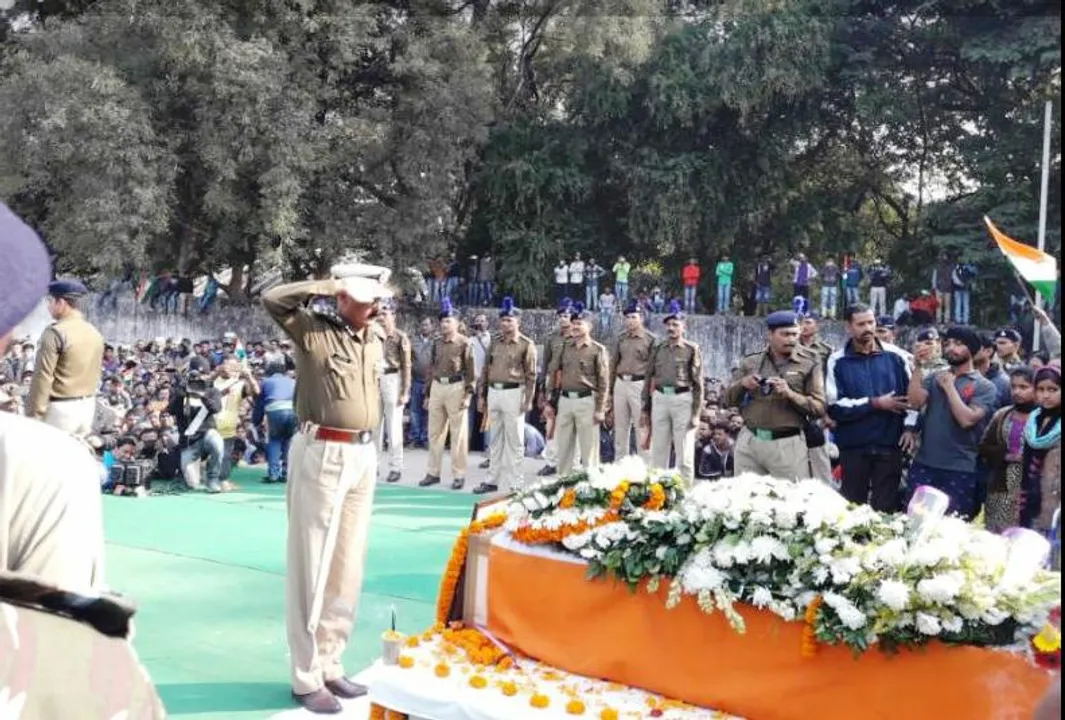  ରାଜଗାଙ୍ଗପୁର ଷ୍ଟାଡିୟମରେ ସହିଦ ପ୍ରଦୀପ ପଣ୍ଡାଙ୍କୁ ଦିଆଗଲା ଗାର୍ଡ ଅଫ୍‌ ଅନର