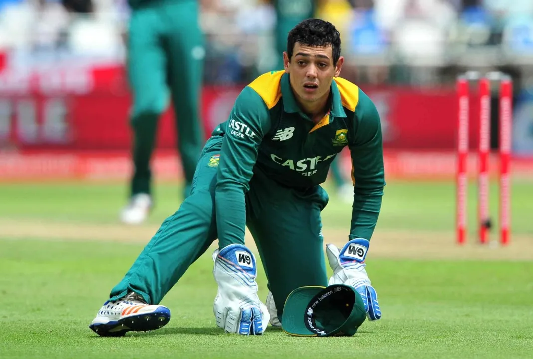 Quinton de Kock of South Africa during the fifth Momentum One Day International between South Africa and England at Newlands Cricket Ground, Cape Town on 14 February 2016 ©Ryan Wilkisky/BackpagePix 