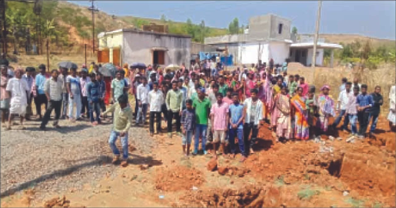  ନାଲ୍‌କୋ ପାଚେରି କାମକୁ ବିରୋଧ