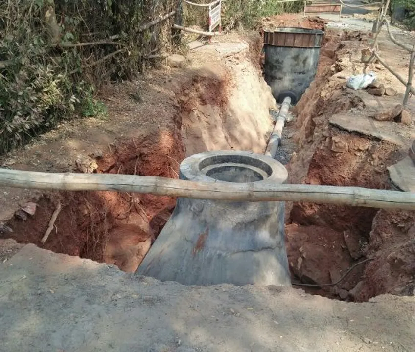  ମଞ୍ଚେଶ୍ୱର ରେଲେଓ୍ଵ କଲୋନିରେ ଅବ୍ୟବସ୍ଥା : ଦୁର୍ଗନ୍ଧ ଶୁଂଘୁଛନ୍ତି କଲୋନି ବାସିନ୍ଦା