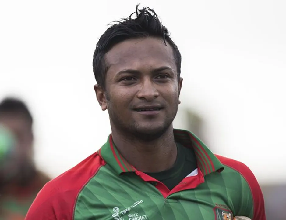  Bangladesh's Shakib Al Hasan walks from the field after their win in the Pool A 2015 Cricket World Cup match between Bangladesh and Scotland at Saxton Park Oval in Nelson on March 5, 2015.  AFP PHOTO / MARTY MELVILLE        (Photo credit should read Marty Melville/AFP/Getty Images) 