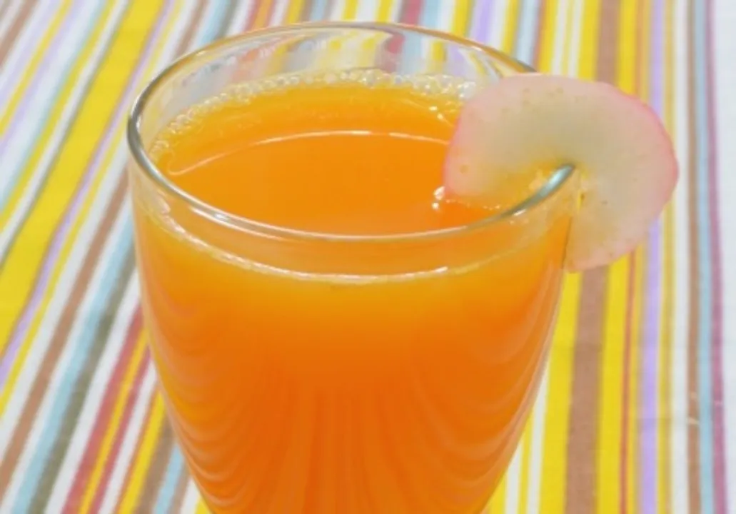  ବୁଡ଼େଇଦେଲେ ‘କାଜୁ ଆପଲ୍‌ ଜୁସ୍‌’