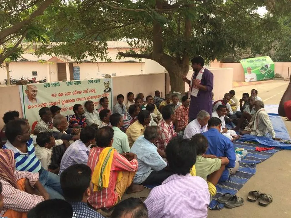  ୭ ଅନଶନକାରୀ ଅସୁସ୍ଥ, ହସ୍ପିଟାଲରେ ଭର୍ତି
