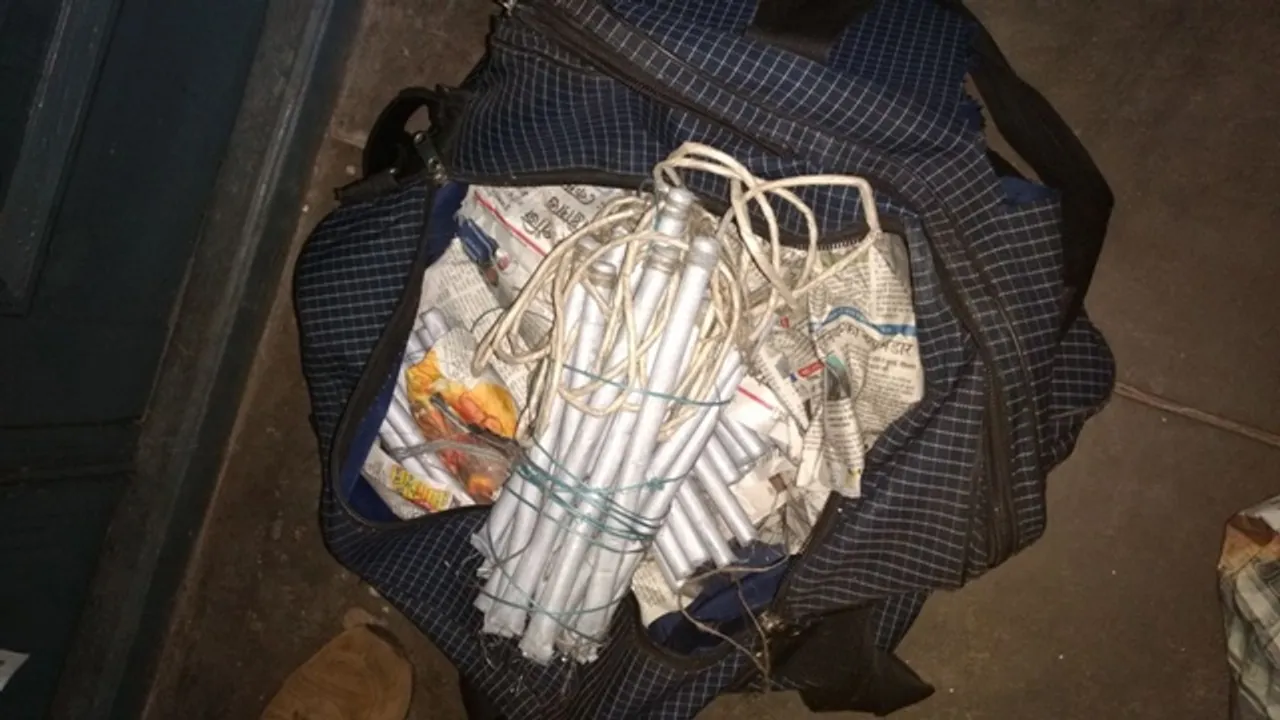  ଆଜାଦ୍‌ ହିନ୍ଦ ଏକ୍ସପ୍ରେସରୁ ଡିନାମାଇଟ୍‌ ଜବତ