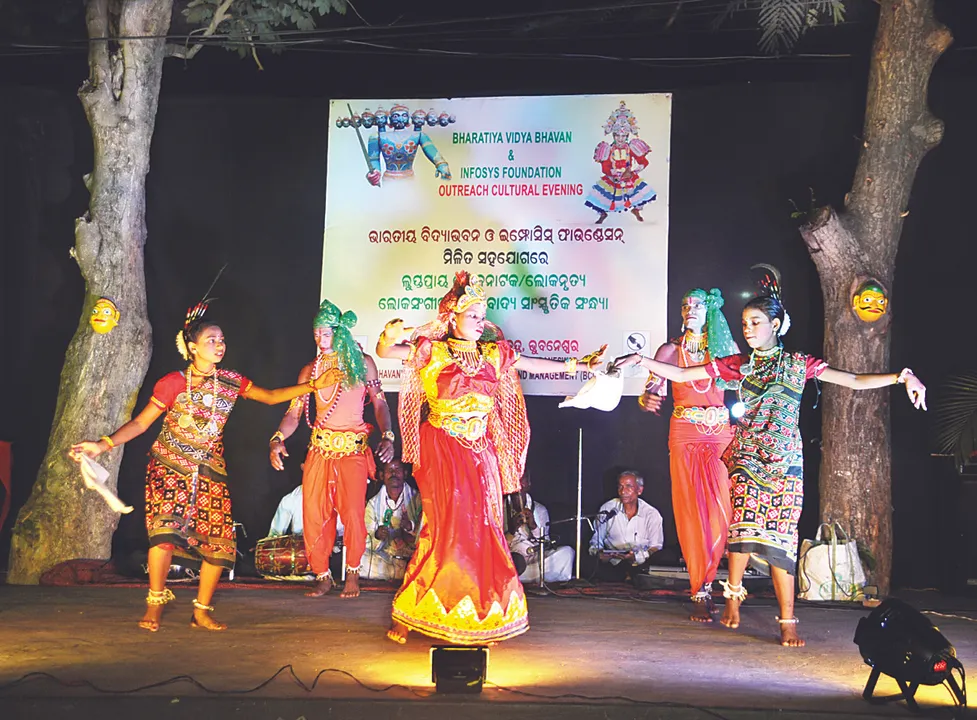  ଭାରତୀୟ ବିଦ୍ୟାଭବନ ପକ୍ଷରୁ ଆଦିବାସୀ ବଣ୍ଡିନାଟକ