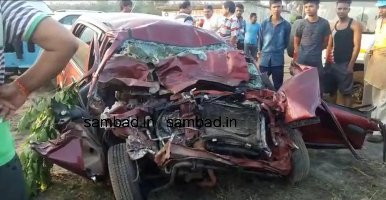  ଢେଙ୍କାନାଳ: କାର ଟ୍ରକ୍‌ ମୁହାଁମୁହିଁ ଧକ୍କା, ଗୋଟିଏ ପରିବାର ୩ ମୃତ
