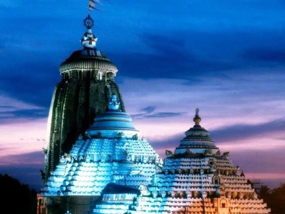  ଖୋଲିଲା ଜଗମୋହନ : ୨ ବର୍ଷ ପରେ ଶ୍ରୀମନ୍ଦିର ଜଗମୋହନରୁ ଜଗନ୍ନାଥ ଦର୍ଶନ କଲେ ଭକ୍ତ