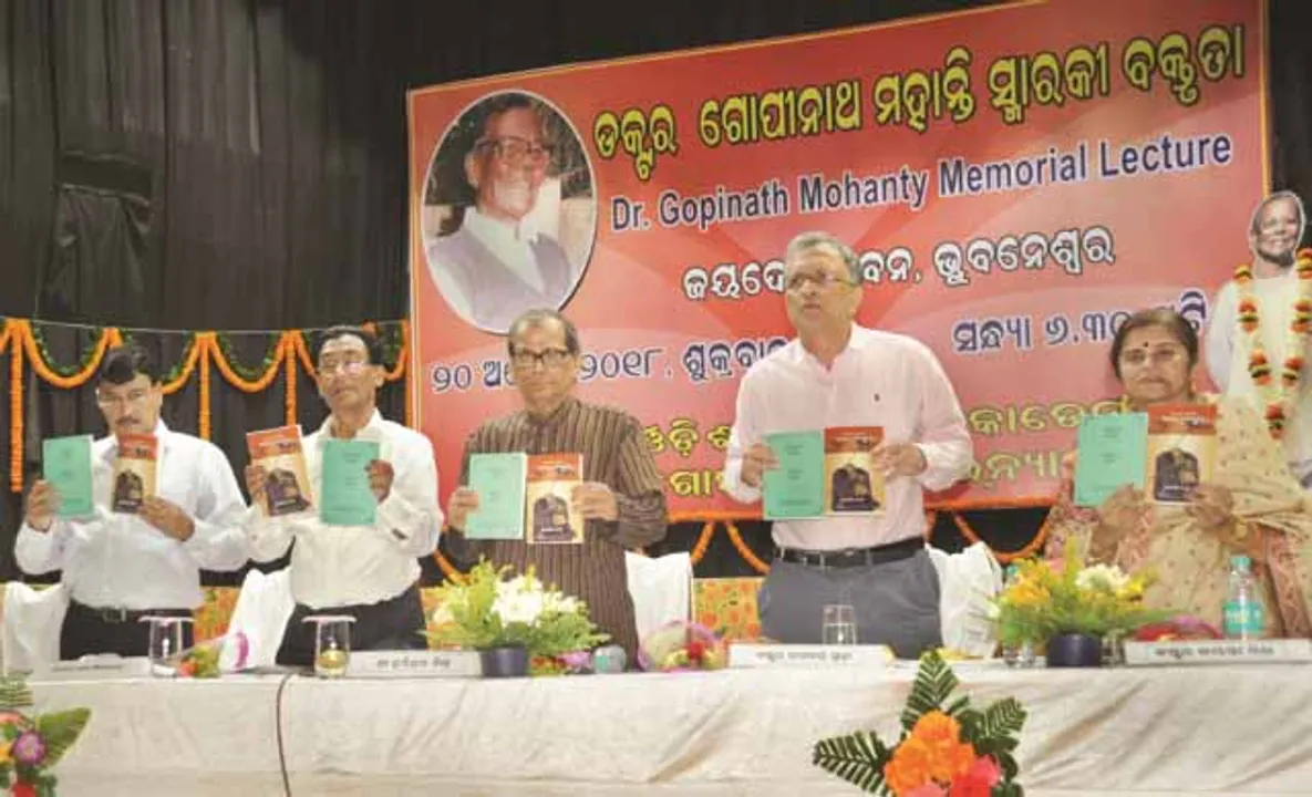  ହିନ୍ଦୁତ୍ୱ ଏକ ସ୍ୱଦେଶୀ ଚିନ୍ତାଧାରା ନୁହେଁ: ଗୁହା