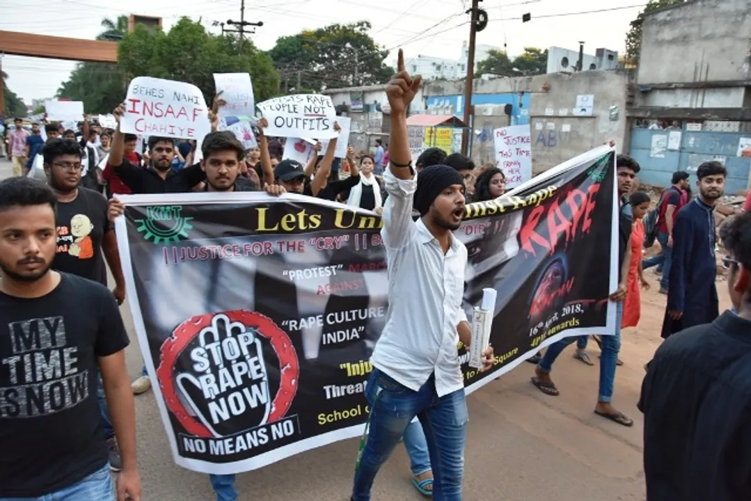  ‘କିଟ୍‌’ ଆଇନ ଛାତ୍ରଛାତ୍ରୀଙ୍କ ଶୋଭାଯାତ୍ରା