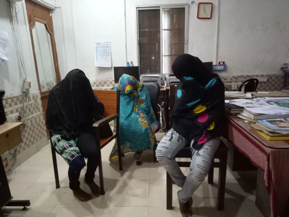  ଭୁବନେଶ୍ୱର: ନୟାପଲ୍ଲୀରେ ସେକ୍ସ ରାକେଟ ଠାବ, ୩ ଯୁବତୀ ଉଦ୍ଧାର, ମାଲିକ ସମେତ ୩ ଗିରଫ