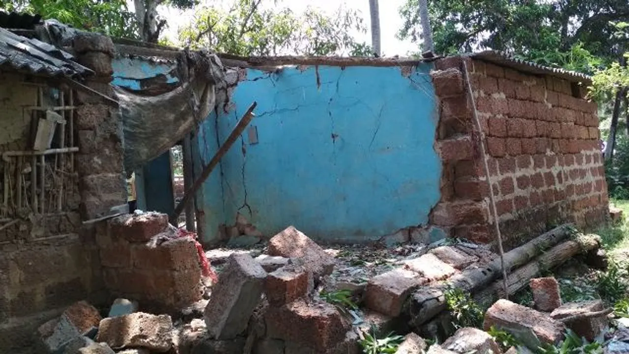  ବିସ୍ଫୋରଣରେ ଉଡ଼ିଗଲା ଘର : ଜଣେ ମୃତ, ଜଣେ ଗୁରୁତର