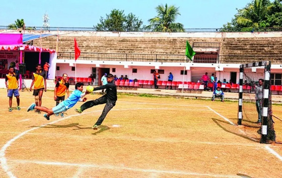  ରାଜ୍ୟ ହ୍ୟାଣ୍ଡବଲ୍‌ ସଂଘ ବିବାଦ ଓ ଅନିୟମିତତା ପ୍ରସଙ୍ଗ:ରାଜ୍ୟ ଦଳର ତାଲିକା ଦାଖଲ ପାଇଁ କ୍ରୀଡ଼ା ବିଭାଗର ନିର୍ଦ୍ଦେଶ