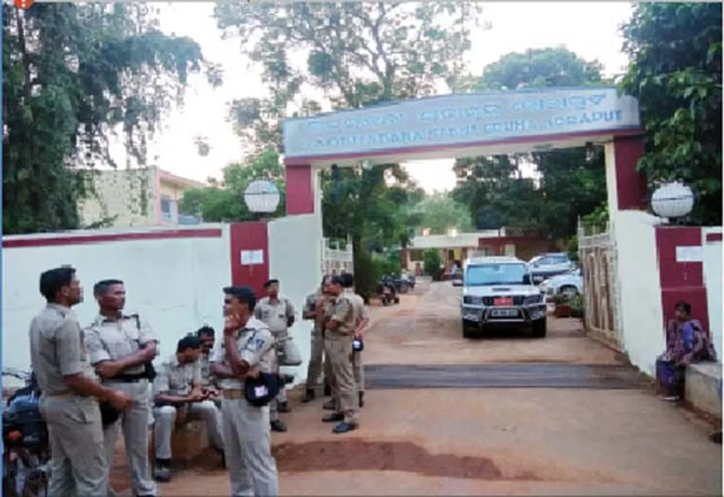  ଆସୁଛନ୍ତି ରାଜ୍ୟପାଳ : ପୁଲିସ ଛାଉଣିରେ କୋରାପୁଟ