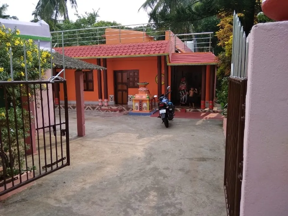  ଠିକାଦାରଙ୍କ କୋଠା ଘର: ପତ୍ନୀଙ୍କୁ ମିଳିଛି ବିଜୁ ପକ୍କାଘର