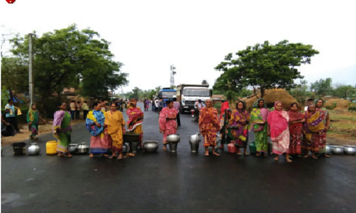  ନଳକୂଅ ଦାବିରେ ଜାତୀୟ ରାଜପଥ ଅବରୋଧ