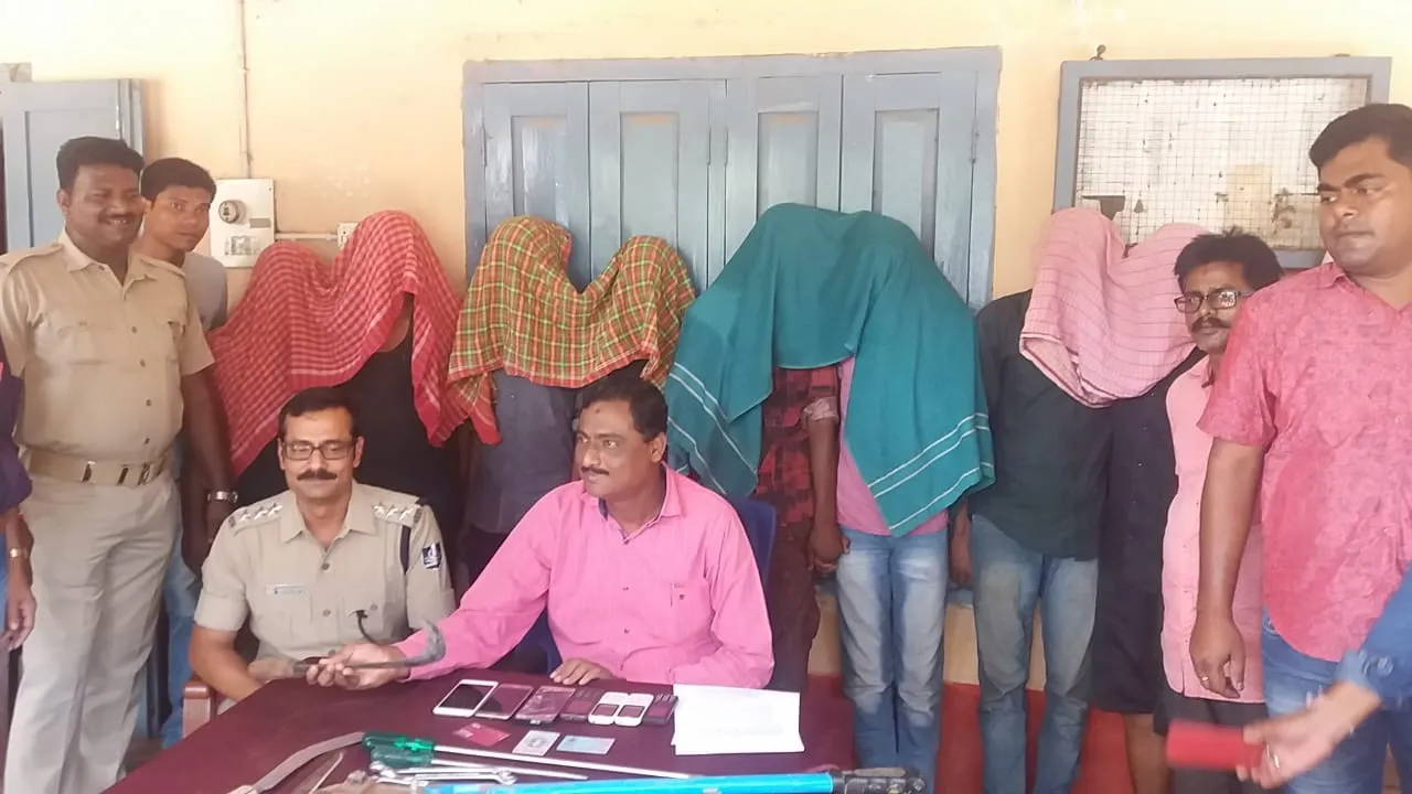  ଯାଜପୁର: କ୍ରୀଷ୍ଣା ଜୁଏଲାରୀ ଚୋରି ଉଦ୍ୟମ ପଣ୍ଡ, ୮ ଅନ୍ତଃଜିଲ୍ଲା ଡକାୟତ୍‌ ଗିରଫ