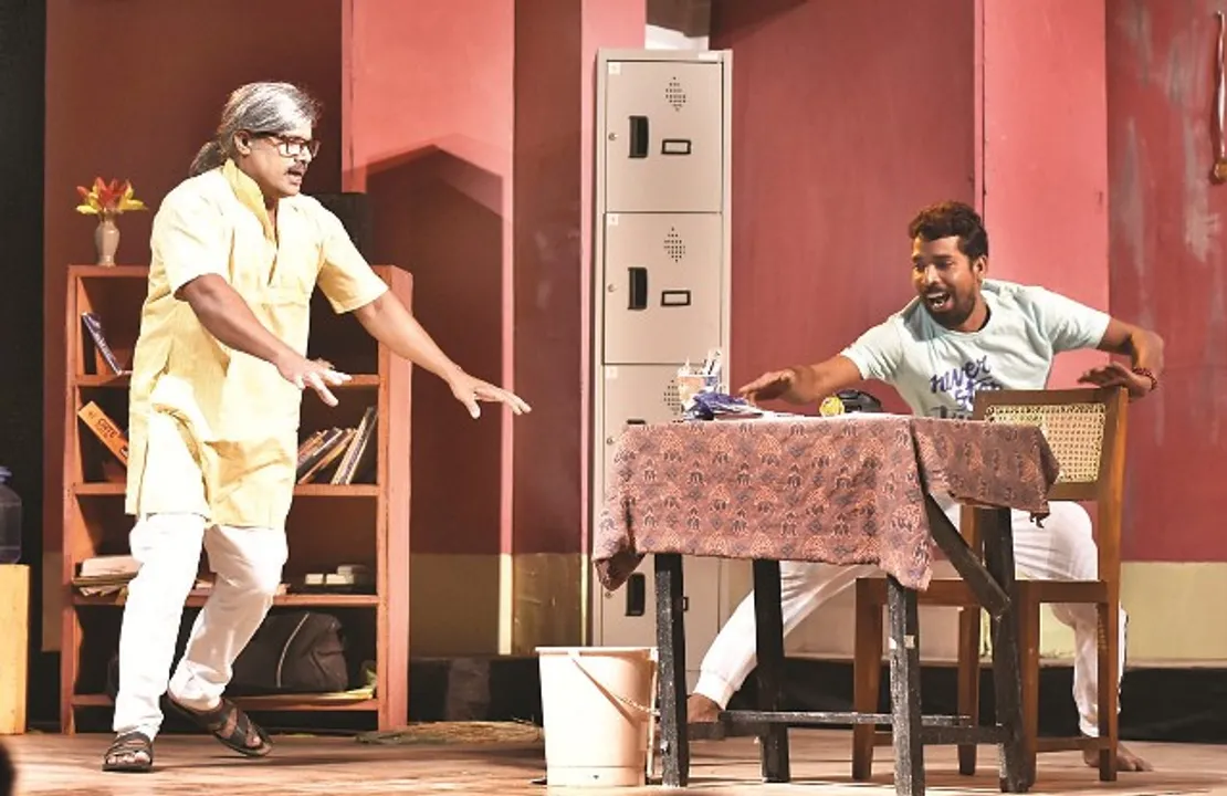  ‘ଏବଂ ଆମେ’ର ଦ୍ୱିତୀୟ ସନ୍ଧ୍ୟା : ମଞ୍ଚରେ ‘ଅଧରାତି ପରେ’