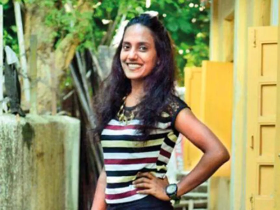  ଜୀବନ ହାରିଲେ ଅଭିନେତ୍ରୀମାନଙ୍କୁ ମୋଟରସାଇକେଲ୍‌ ଚାଳନା ତାଲିମ ଦେଉଥିବା ଚେତନା ପଣ୍ଡିତ