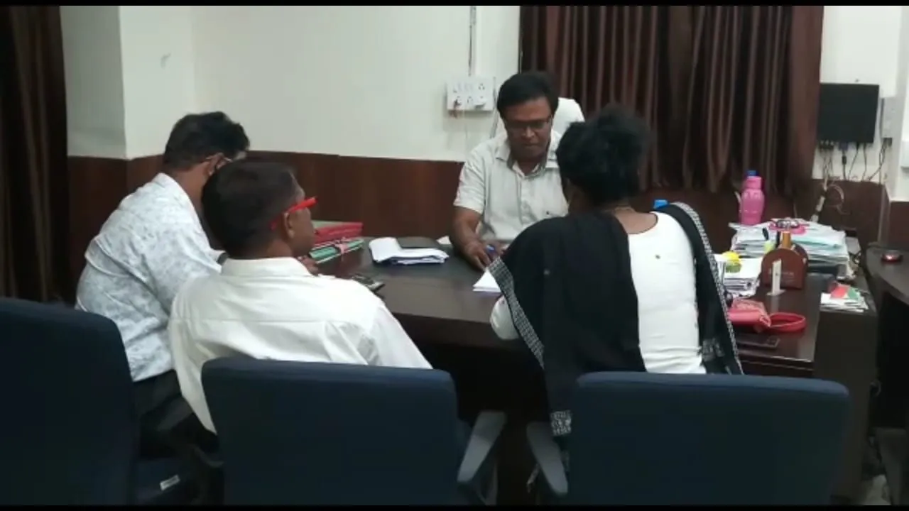  ଭିଜିଲାନସ୍‌ ବିଭାଗ ପକ୍ଷରୁ ଭଦ୍ରକ ସ୍ୱୟଂଶାସିତ କଲେଜରେ ଚଢ଼ାଉ