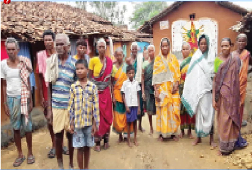  ବାର୍ଦ୍ଧକ୍ୟ ଭତ୍ତାରୁ ବଞ୍ଚିତ ଧୁମସୁ ଗାଁର ବୁଢ଼ାବୁଢ଼ୀ